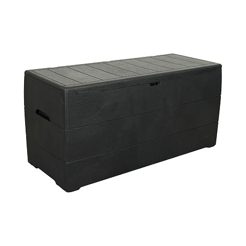 Coffre de jardin Duramax à finition grain de bois, avec couvercle plat, poignées latérales et roues.