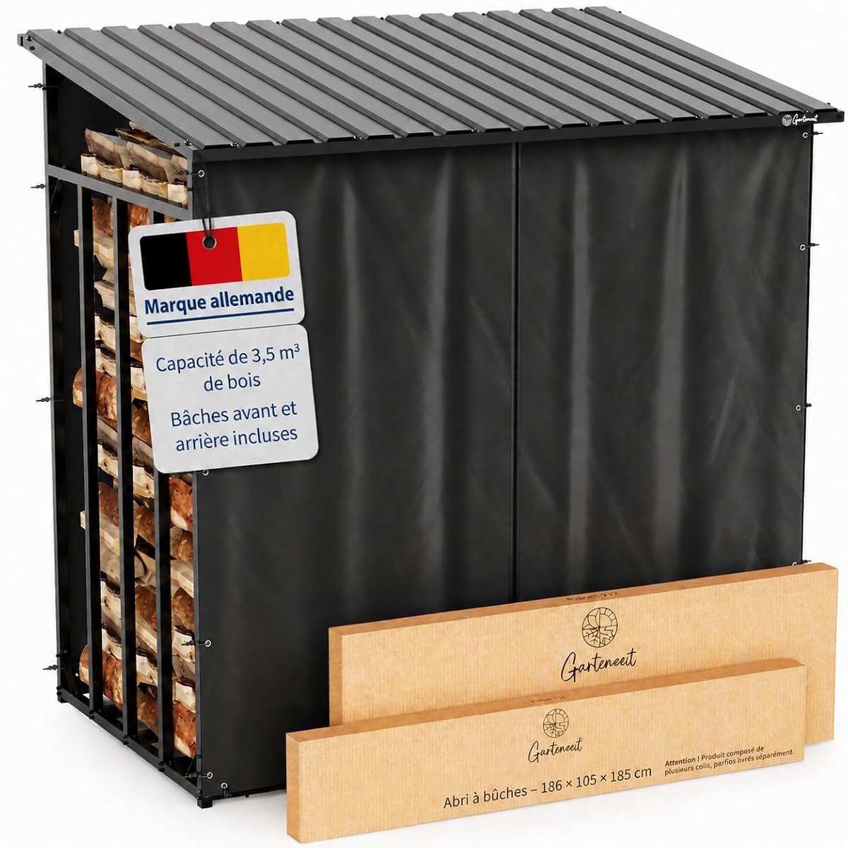 Range-bûches extérieur en métal noir avec toit trapézoïdal, garni de bois dans un jardin
